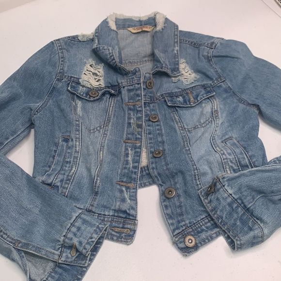 Highway Distressed Jean Jacket - Picture 3 of 10